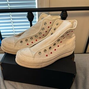 Limited Edition 2022 Converse Valentine Day